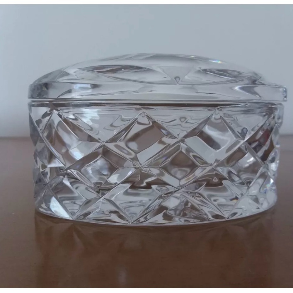 Beautiful vintage ROGASKA oval crystal jewelry box/vanity dresser, etched bunny